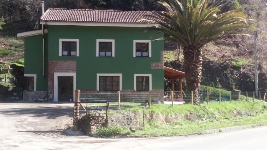 Santolaya de Cabranes Hotel Penacabrera 3 מראה חיצוני תמונה